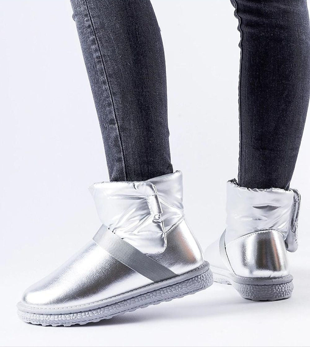 Brivona Glossy Velcro Snow Boots