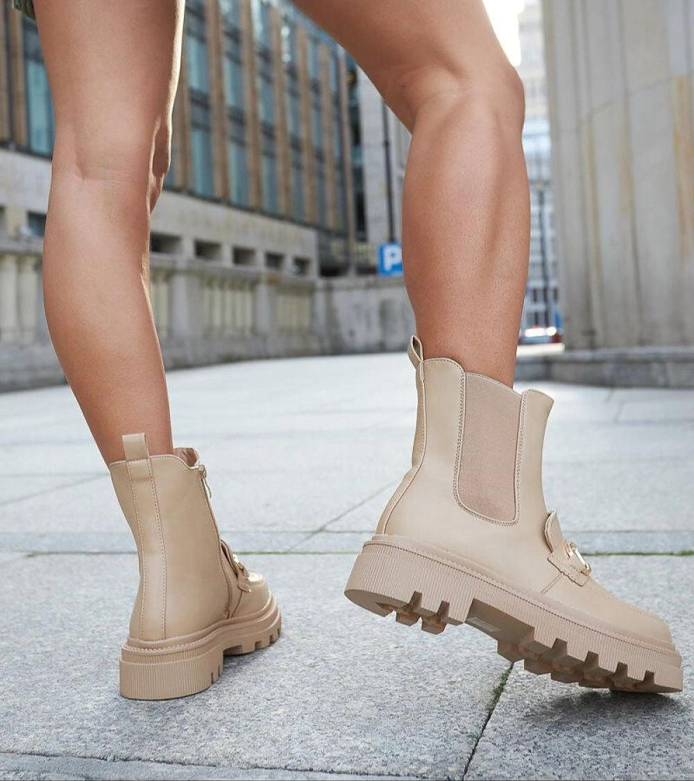 Bellantra High-Heel Zip Boots