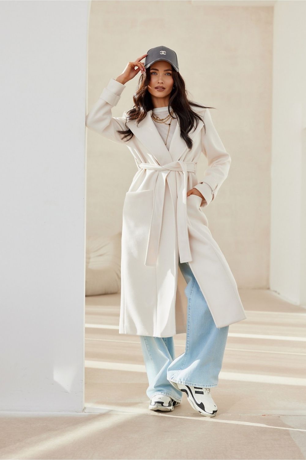 Loravinne Belted Long-Sleeve Lined Coat