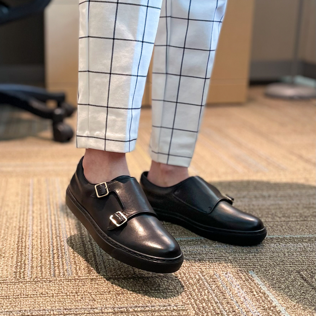 Women's Tosca - Black (Slip-on) See size chart under “more details”