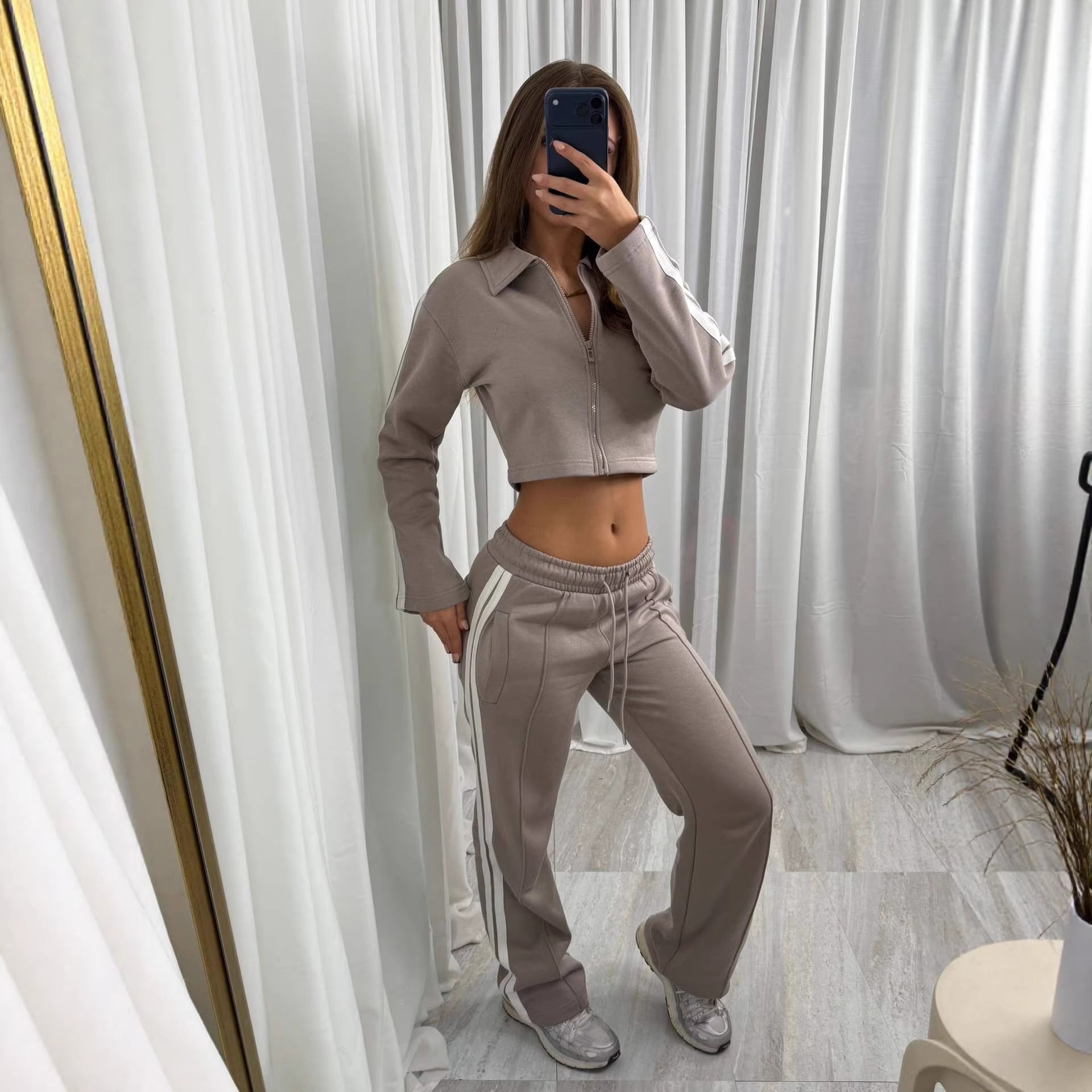 Womens Casual Sportswear Set Sweatpants And A Lapel-top Blouse