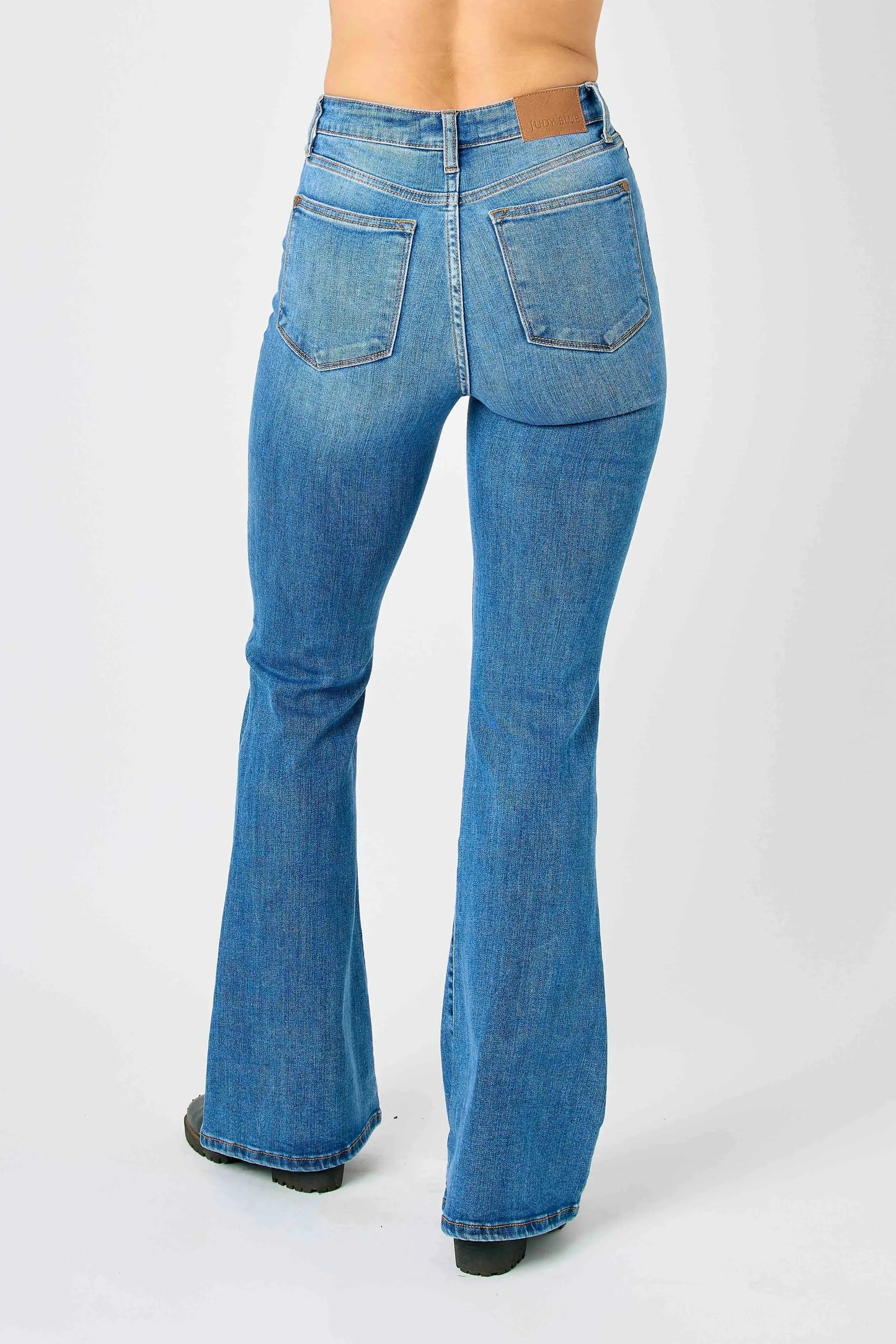 High Waist Classic Flare Judy Blue Jeans – Full & Plus Size