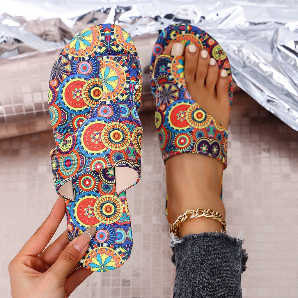 Womens Floral Flip-flops With A Flat Sole See size chart under “more details”