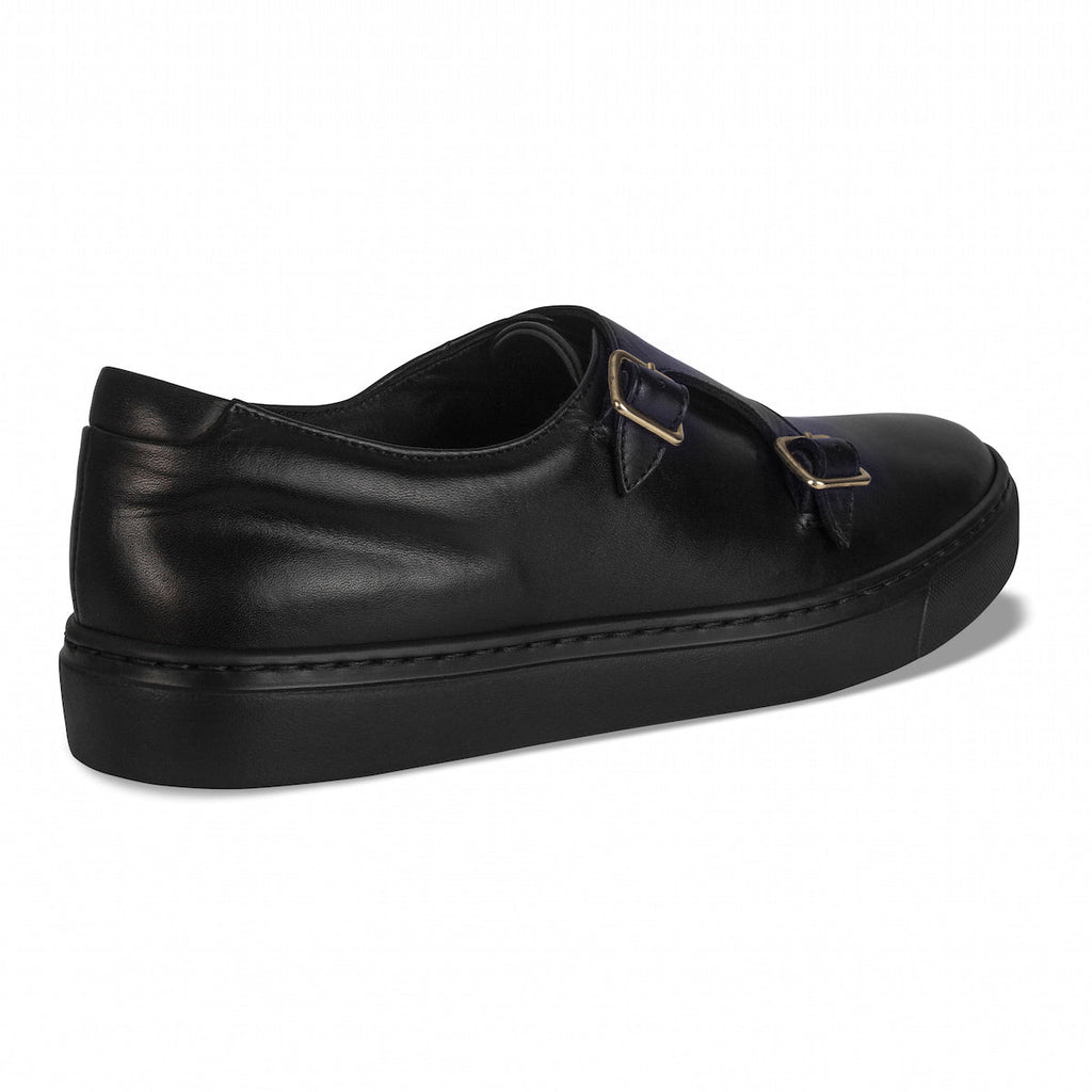 Women's Tosca - Black (Slip-on) See size chart under “more details”