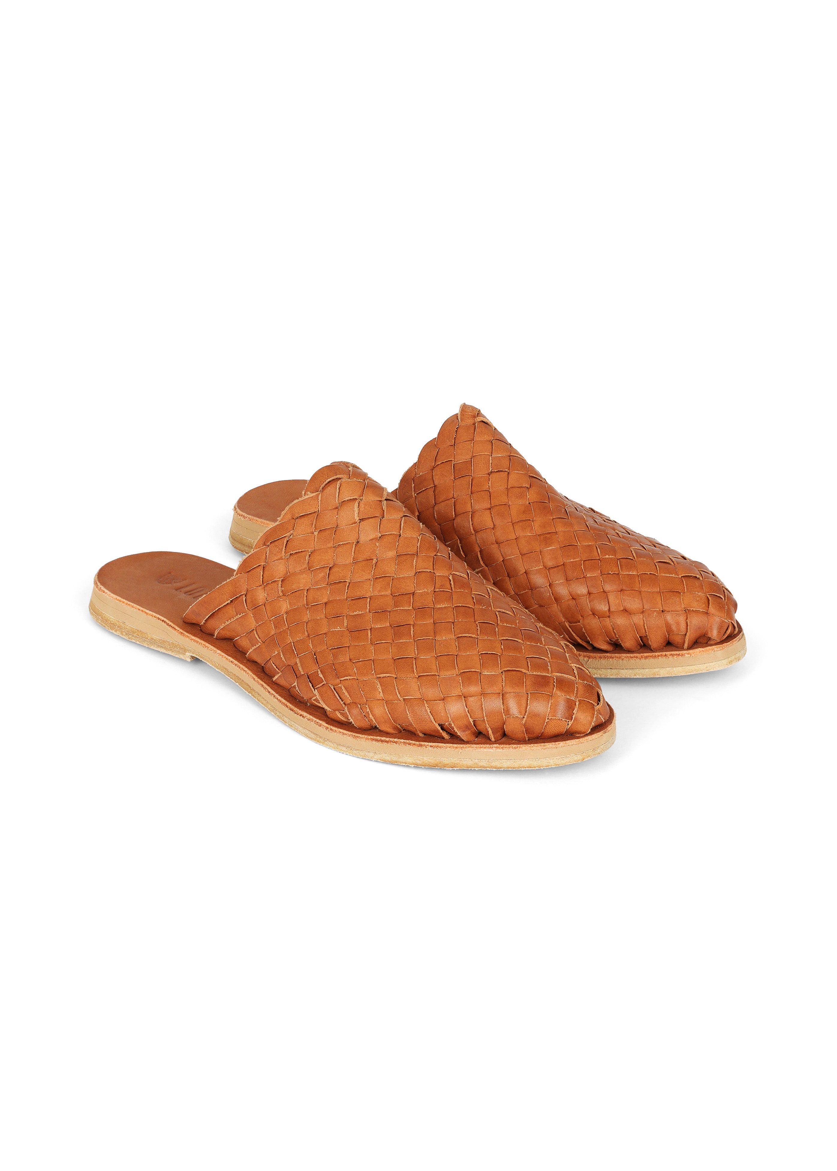 HAND WOVEN LEATHER SLIDES // CAMEL See size chart under “more details”