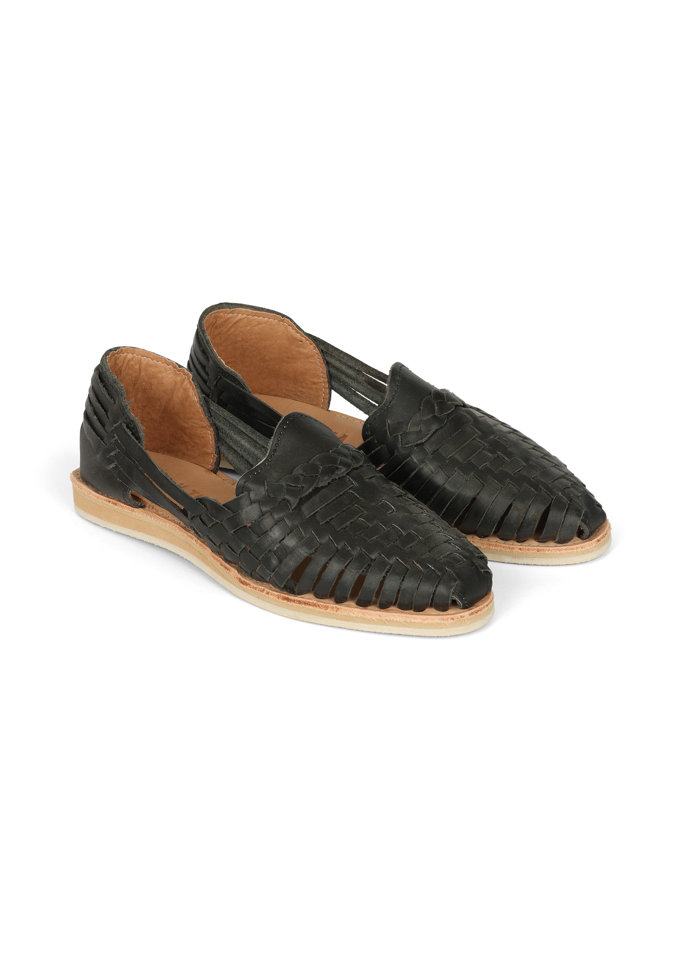 BLACK LEATHER HUARACHE See size chart under “more details”