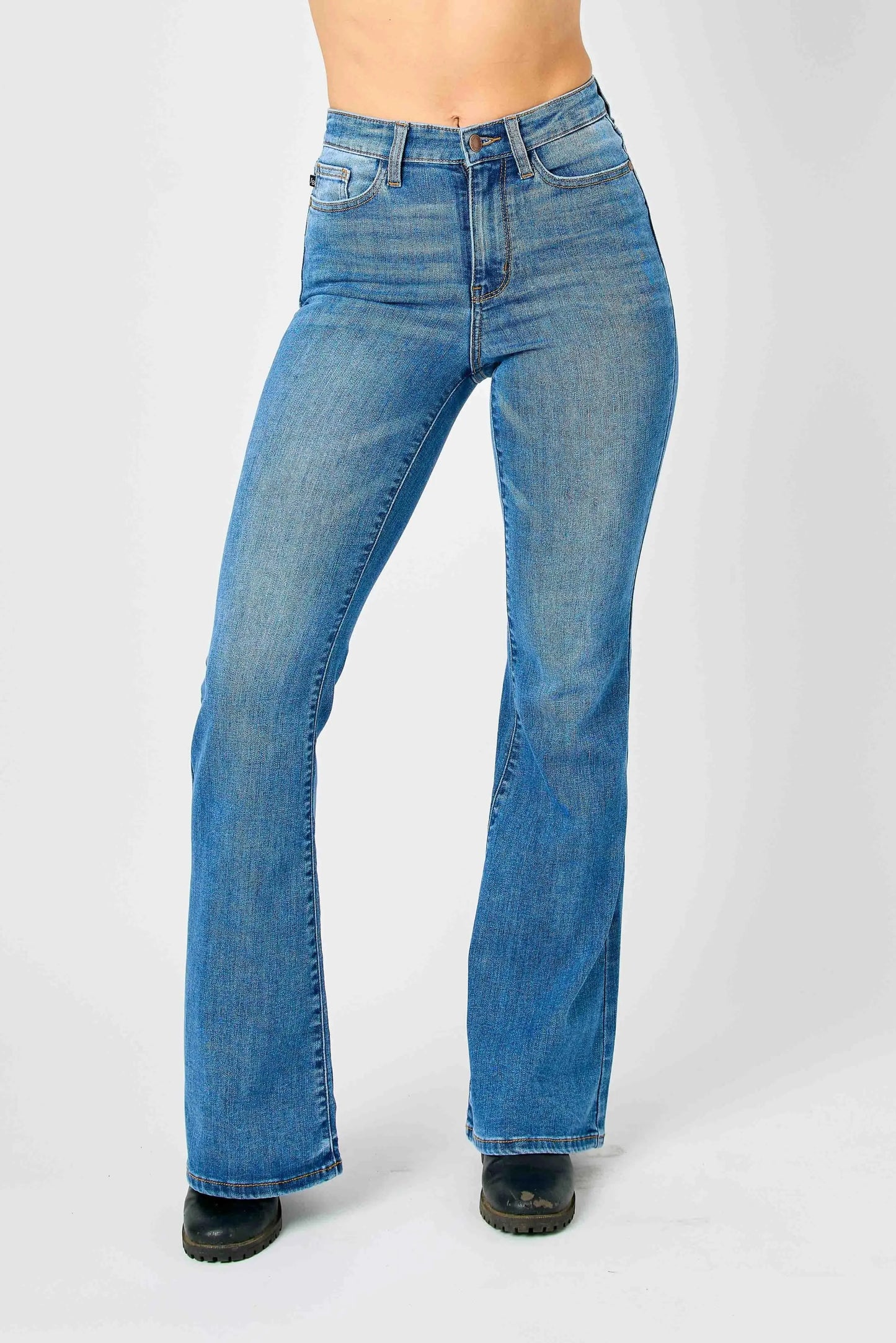 High Waist Classic Flare Judy Blue Jeans – Full & Plus Size