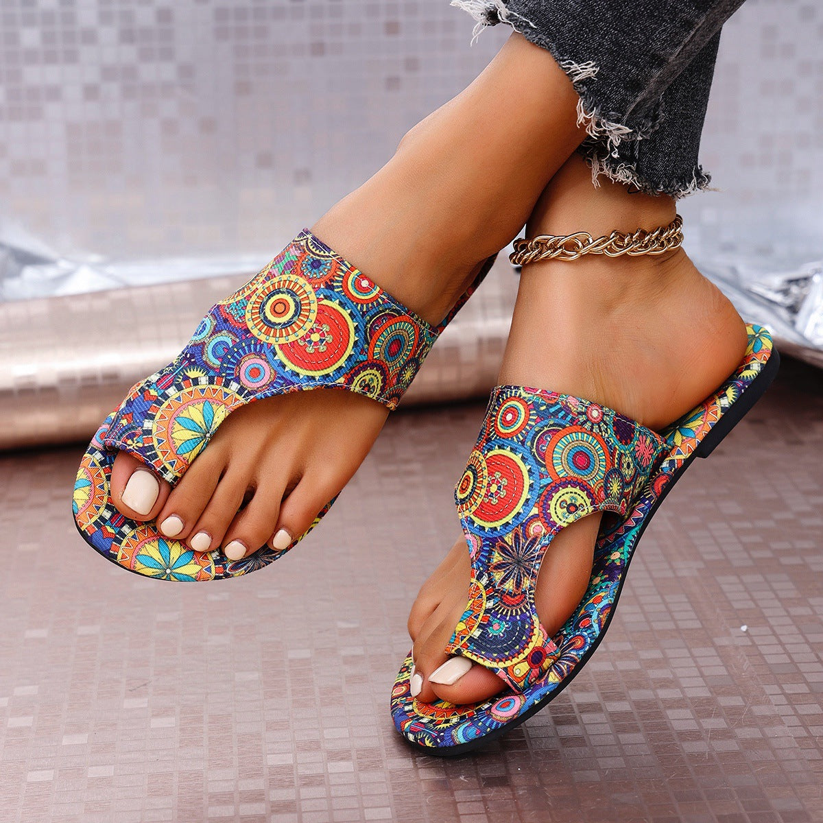 Womens Floral Flip-flops With A Flat Sole See size chart under “more details”