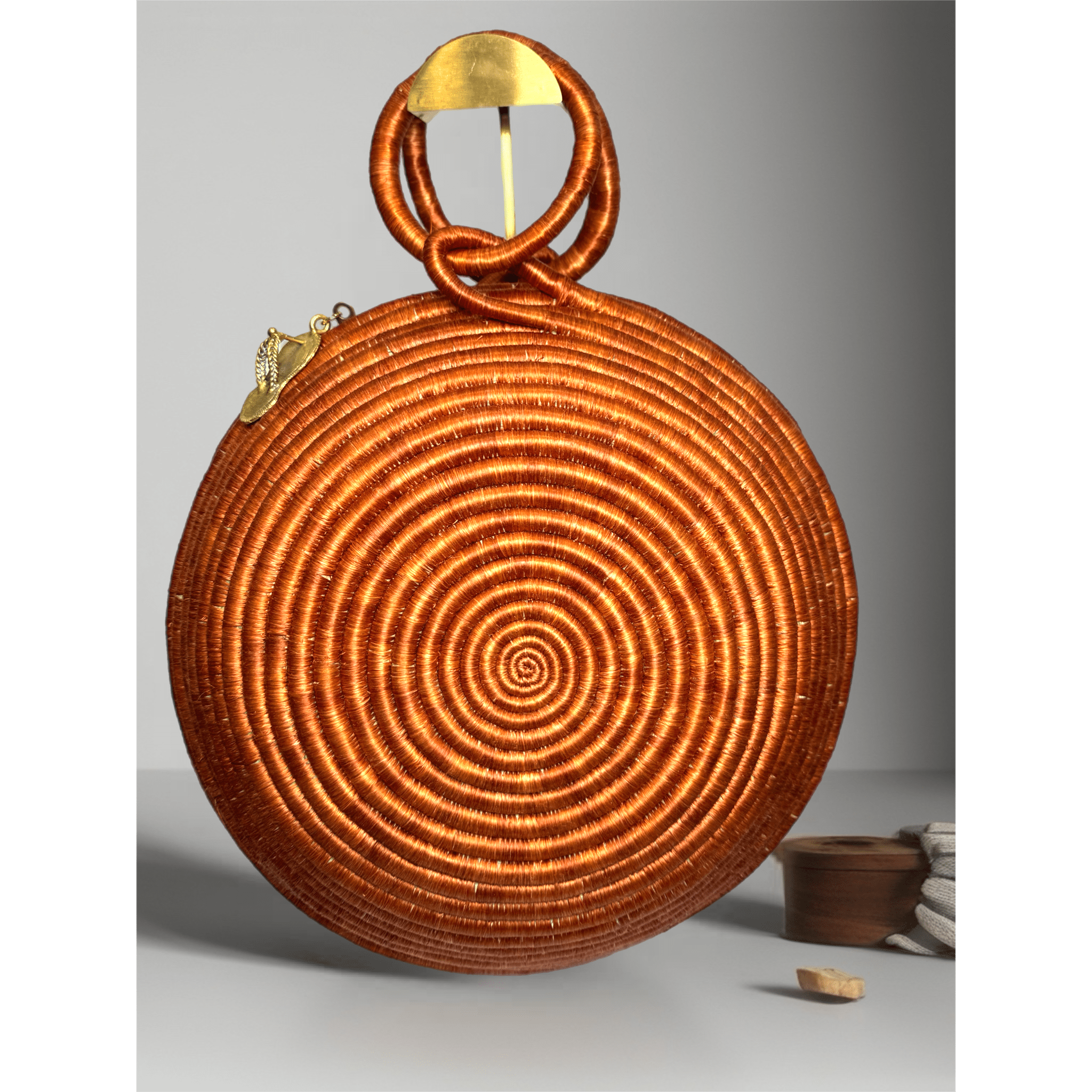 Agaseke Luxe Woven Clamshell Bag