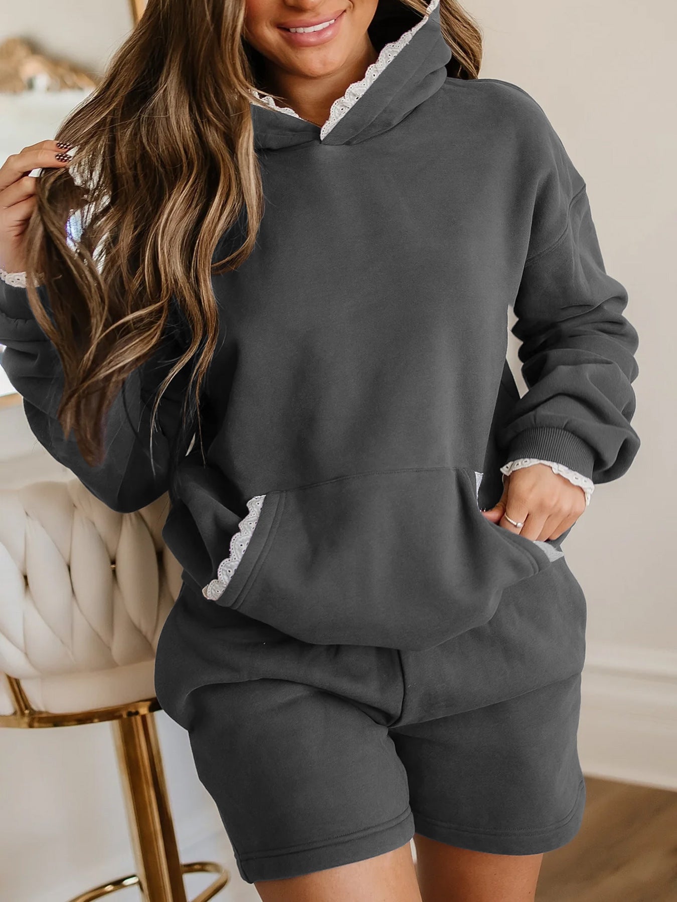 Women's Hoodie And High-waisted Shorts Casual Two-piece Set
