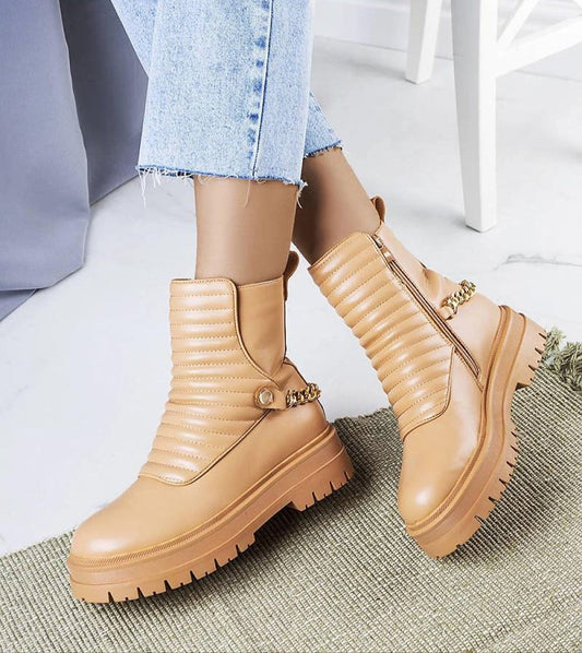 Ardena Beige Fur-Lined Boots with Chain
