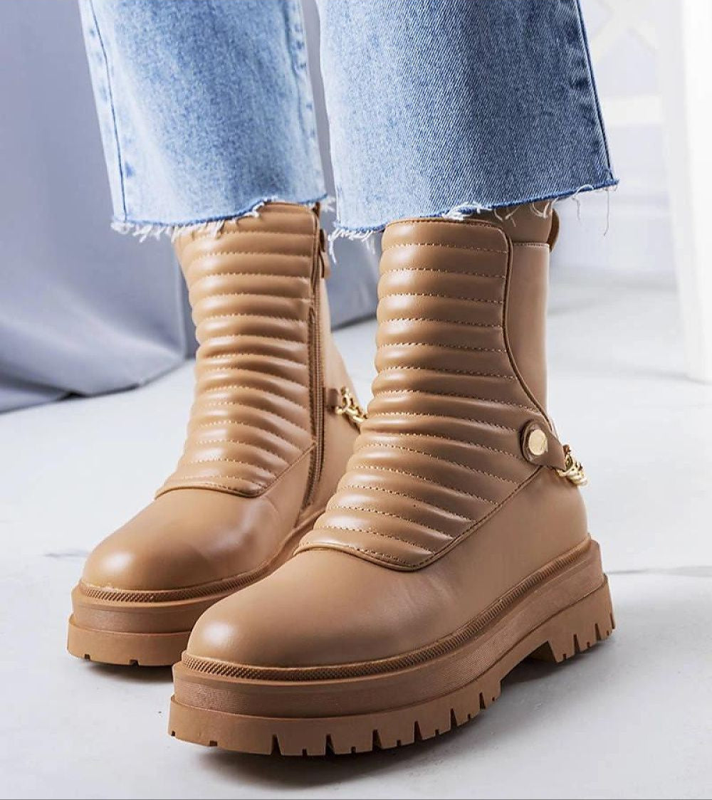 Ardena Beige Fur-Lined Boots with Chain