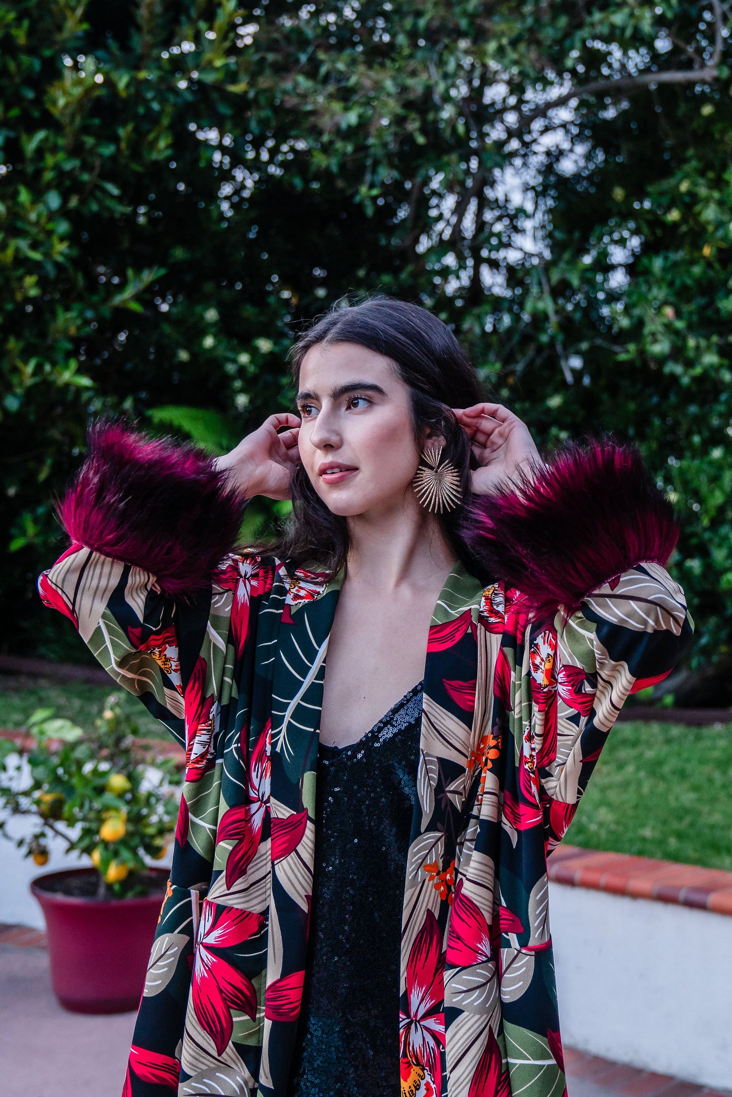 Jardin Nuit Faux Fur Koi Kimono