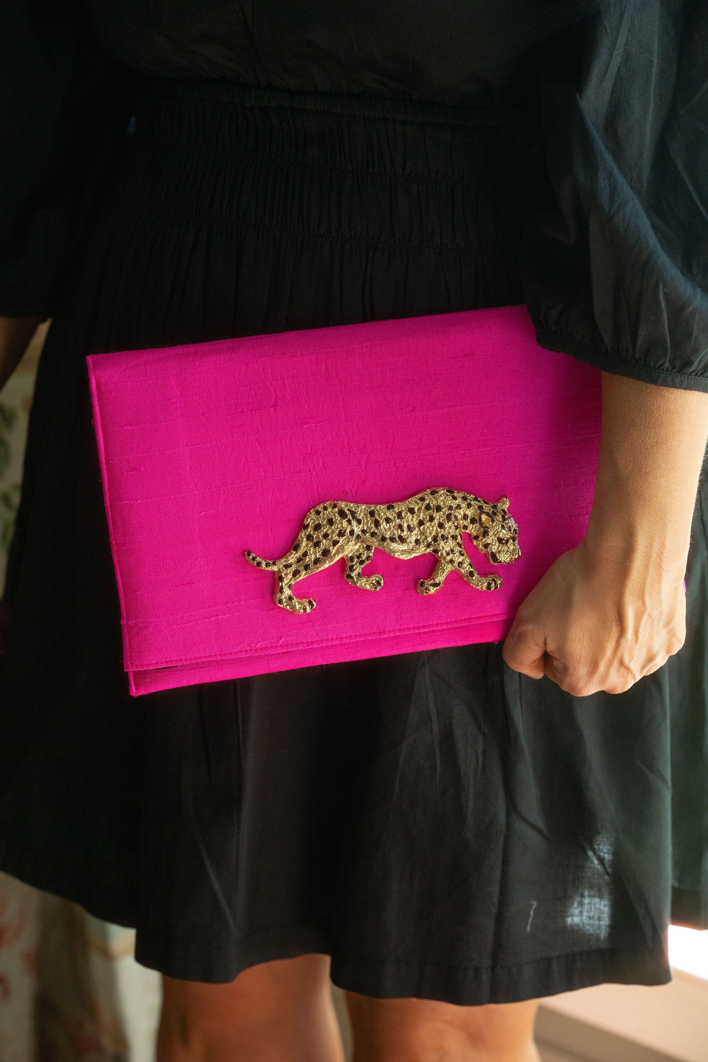 Hot Cindy Clutch See size chart under “more details”